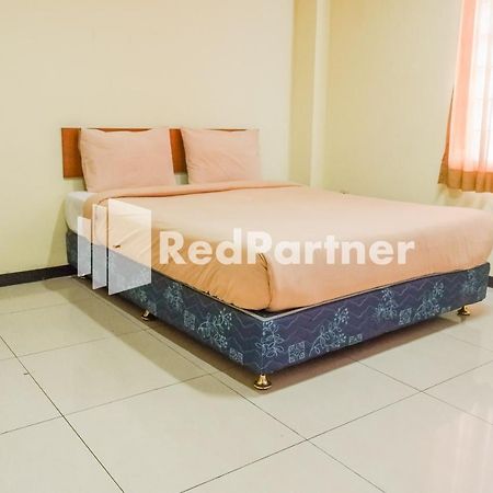 Grand Kembar Hotel Mitra Reddoorz Bandung Kültér fotó
